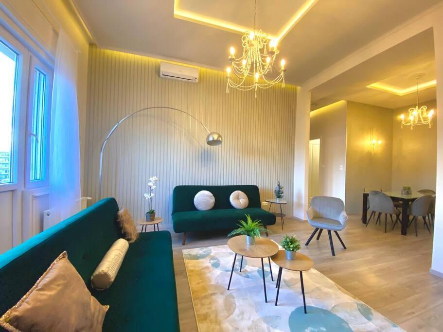 Luxury Buda Apartment Budapest Bagian luar foto