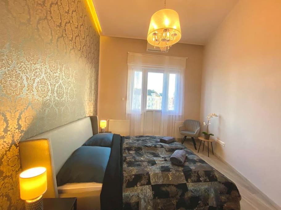 Luxury Buda Apartment Budapest Bagian luar foto