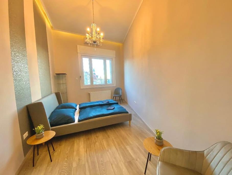 Luxury Buda Apartment Budapest Bagian luar foto